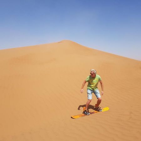 Camp Sahara Dunes Hotell M'Hamid Exteriör bild