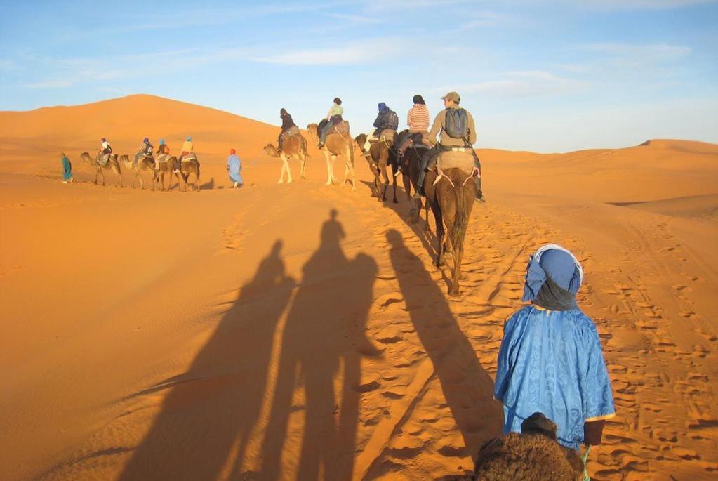 Camp Sahara Dunes Hotell M'Hamid Exteriör bild