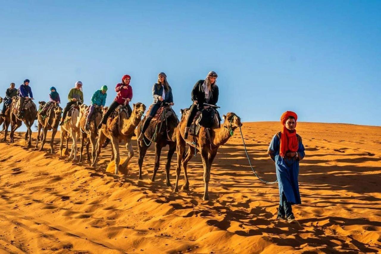Camp Sahara Dunes Hotell M'Hamid Exteriör bild